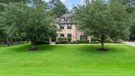 1270 Autumnwood Drive Magnolia TX 77354