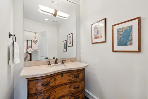 4916 Valerie Street Bellaire TX 77401