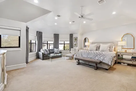 4916 Valerie Street Bellaire TX 77401