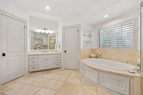 4916 Valerie Street Bellaire TX 77401