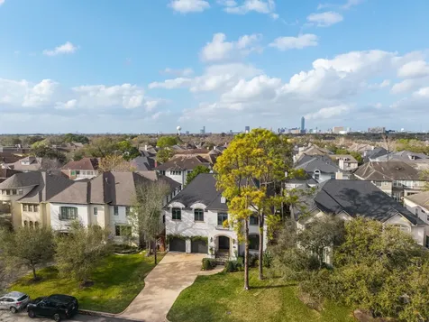 4916 Valerie Street Bellaire TX 77401