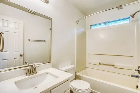 2014 Harbour Cove Drive Seabrook TX 77586