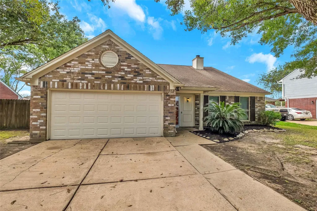 5216 Spring Branch Drive Pearland TX 77584