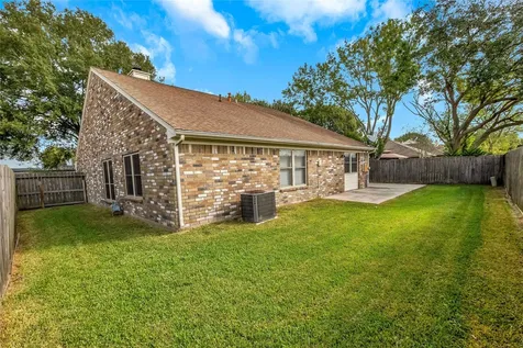 5216 Spring Branch Drive Pearland TX 77584