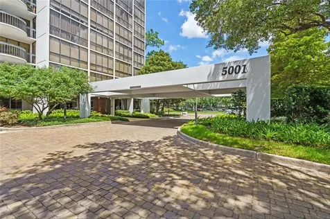 5001 Woodway 103 Houston TX 77056