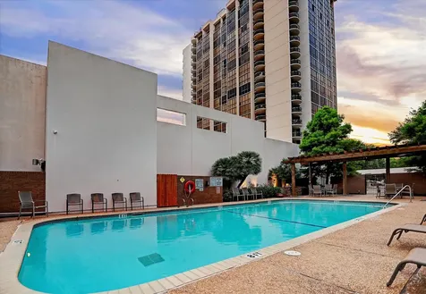 5001 Woodway 103 Houston TX 77056