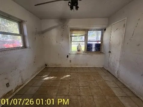 230 Kansas Street Bacliff TX 77518