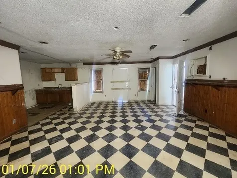 230 Kansas Street Bacliff TX 77518