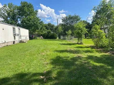 130 Buckingham Lane Navasota TX 77868