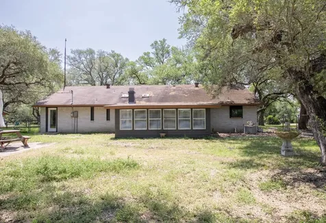 188 Cavalry Road Victoria TX 77905