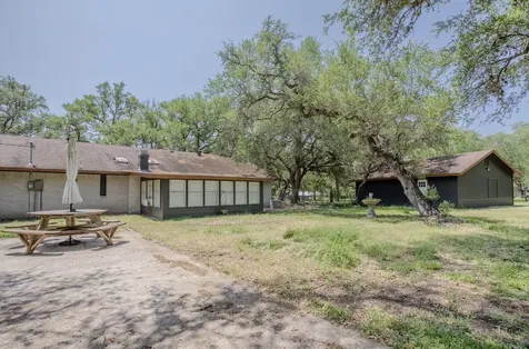 188 Cavalry Road Victoria TX 77905