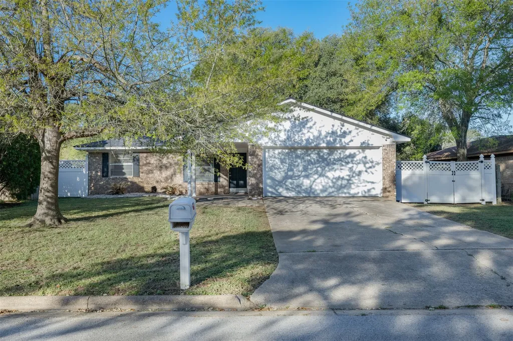3014 Jennifer Drive College Station TX 77845