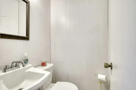 309 Heath Avenue Madisonville TX 77864