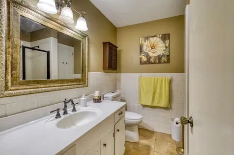 309 Heath Avenue Madisonville TX 77864
