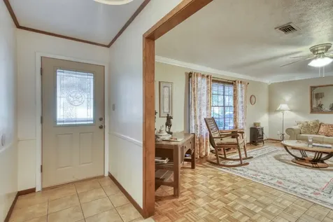 309 Heath Avenue Madisonville TX 77864