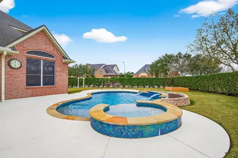 103 Water Bluff Lane Richmond TX 77406
