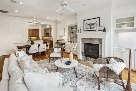 3920 Blossom Street Houston TX 77007