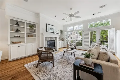 3920 Blossom Street Houston TX 77007