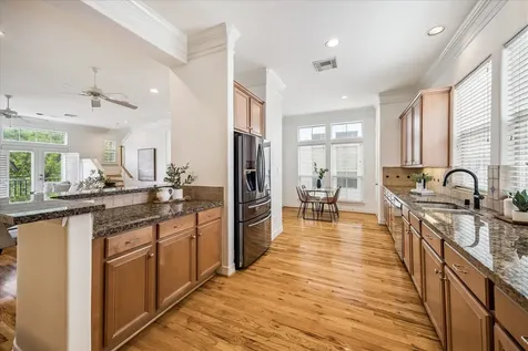 3920 Blossom Street Houston TX 77007