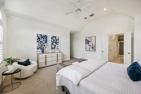 3920 Blossom Street Houston TX 77007