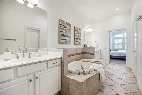 3920 Blossom Street Houston TX 77007