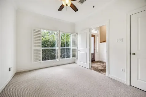 3920 Blossom Street Houston TX 77007