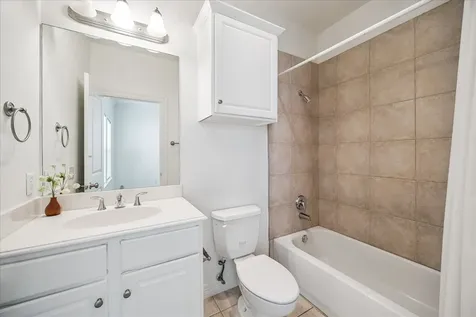 3920 Blossom Street Houston TX 77007