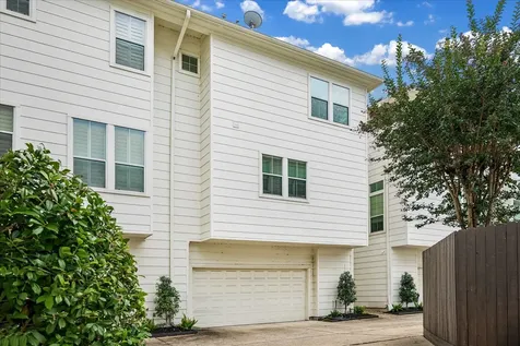 3920 Blossom Street Houston TX 77007