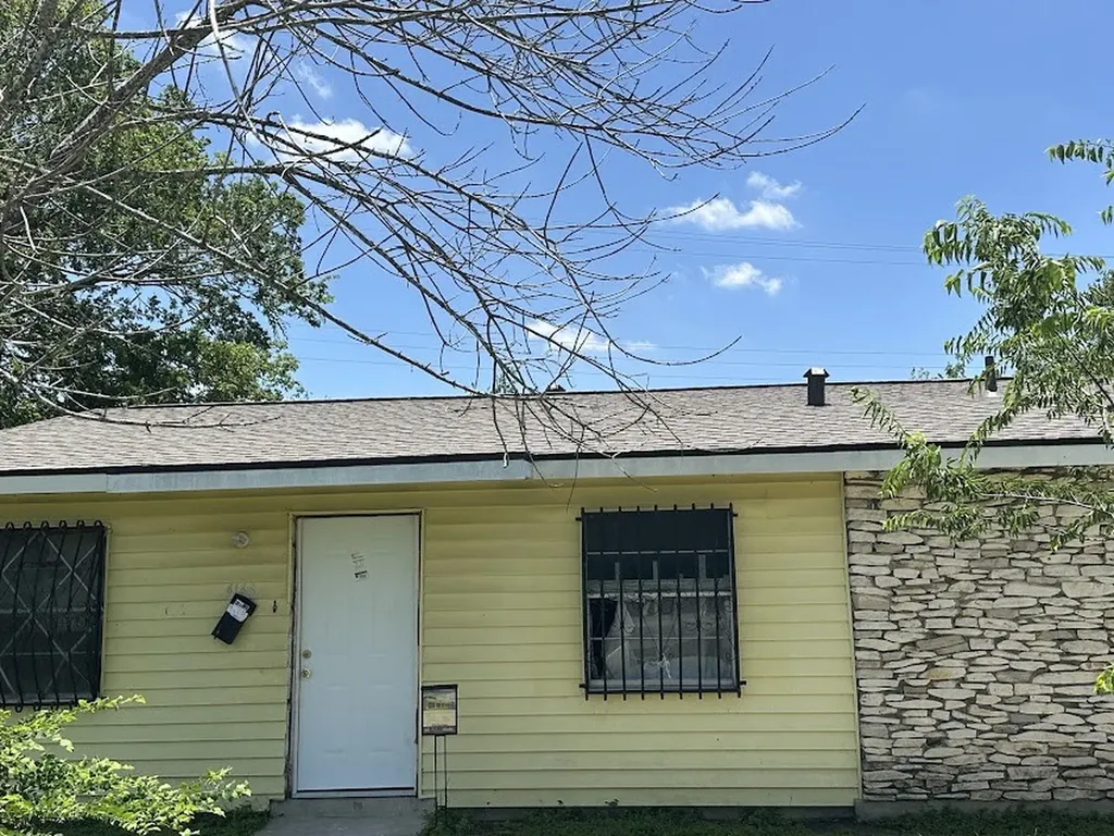 4146 Tamarak Drive San Antonio TX 78220