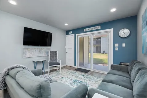 13151 Walden Road 195 Montgomery TX 77356