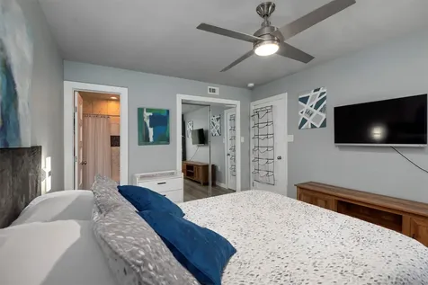 13151 Walden Road 195 Montgomery TX 77356