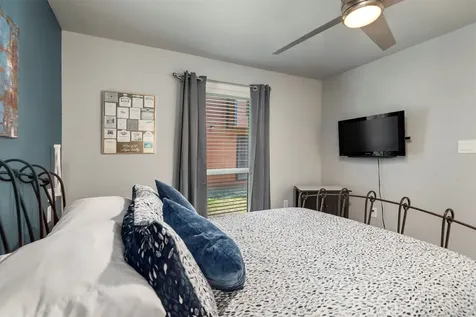13151 Walden Road 195 Montgomery TX 77356