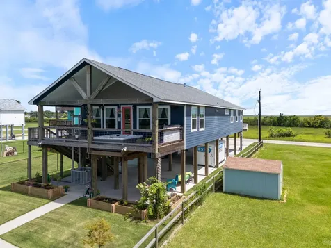 793 County Road 291 Sargent TX 77414