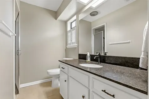 108 W Viser Street Madisonville TX 77864