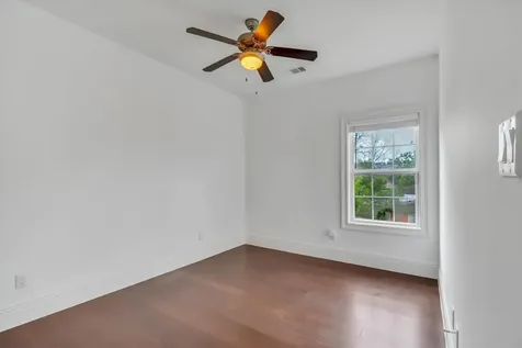 2405 Keene Street Houston TX 77009
