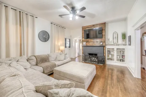 615 N Drew Avenue Livingston TX 77351