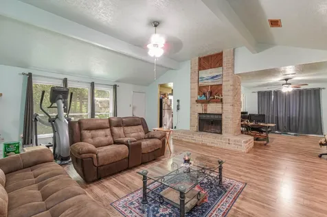 3627 Cheaney Drive Houston TX 77066
