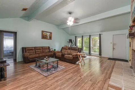3627 Cheaney Drive Houston TX 77066