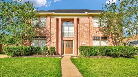 244 Plum Circle Lake Jackson TX 77566