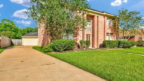 244 Plum Circle Lake Jackson TX 77566