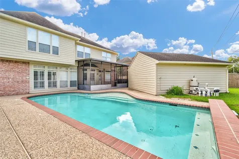 244 Plum Circle Lake Jackson TX 77566