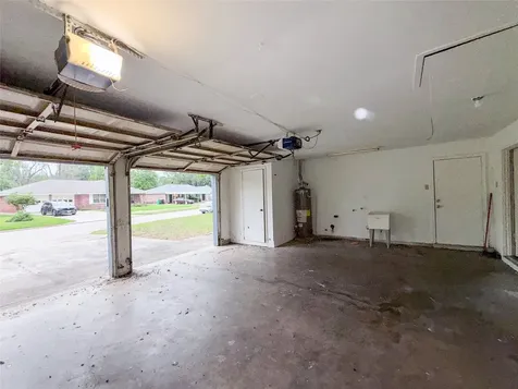 1307 Dwinnell Street Baytown TX 77520