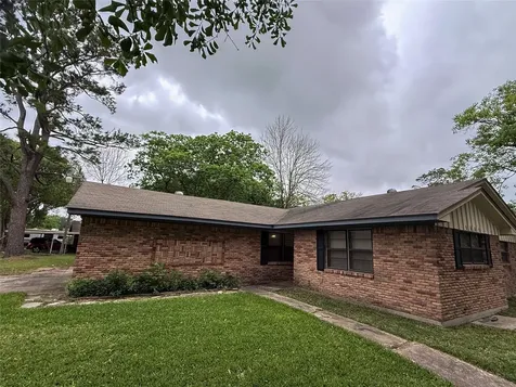 1307 Dwinnell Street Baytown TX 77520