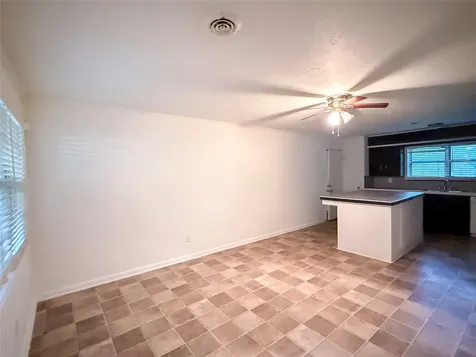 1307 Dwinnell Street Baytown TX 77520