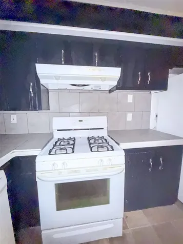 1307 Dwinnell Street Baytown TX 77520