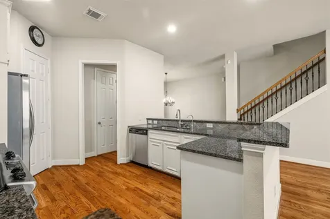 5305 Schuler Street B Houston TX 77007