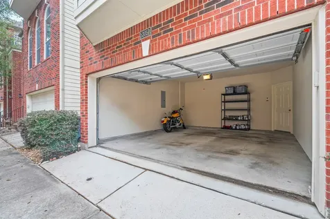 5305 Schuler Street B Houston TX 77007