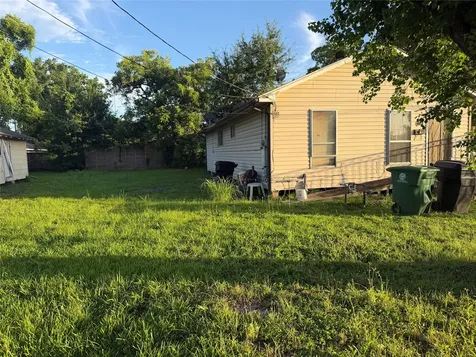 1410 E 33rd Street Houston TX 77022