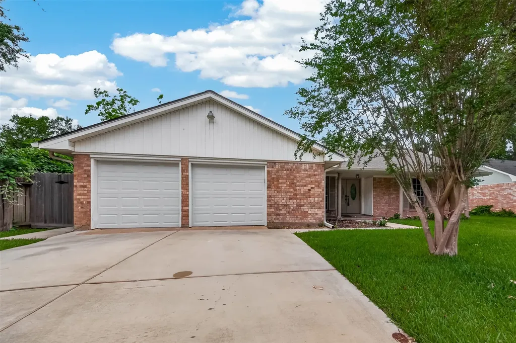 909 Newport Boulevard League City TX 77573