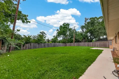 909 Newport Boulevard League City TX 77573